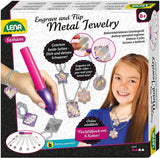 Lena 42655 Engraver's Jewelry Studio, Schmuckstudio, Gravurstudio für Kinder ab 9 Jahre, Set mit batteriebetriebenen Gravierer, Leim, 800 Strassjuwelen und 6 Metallanhänger mit Ketten, Silber