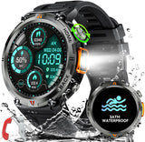 Smartwatch Herren mit Telefonfunktion, 3ATM Wasserdicht Militär Smartwatch mit LED Taschenlampe, 1,45" Robuste Outdoor Uhren mit 24H Gesundheits-Screening, 110+ Sportmodi Fitnessuhr für Android iOS, ÖZENSAAT