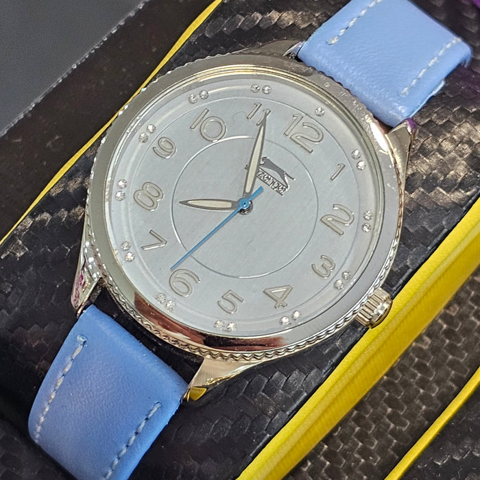 Slazenger Damenuhr mit blauem Lederarmband ÖzenSaat